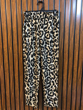 waist 32 Lenght 39 Fabric silk Stylish Western Branded Women’s Trouser Collection