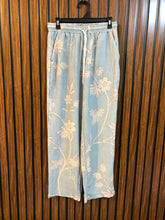 Waist 32 Lenght 40 Fabric Silk Comfortable Everyday Women’s Trousers