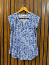 Chest 18 Lenght 24 Fabric linen Classy Sleeveless Tops for Ladies