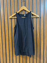 Chest 18 Lenght 23 Fabric linen Premium Branded Sleeveless Tops for Girls