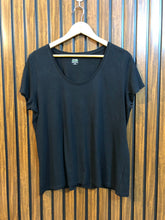 Chest 23 Length 24 Women’s New Arrival Tee Shirt