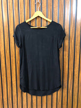 Chest 18 Lenght 26 to 27 Fabric linen Trendy Ladies Half Sleeve Casual Top