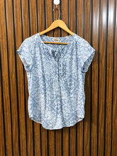Chest 19 Lenght 24 Fabrc chiffon Stylish Women Casual Half Sleeve Tops