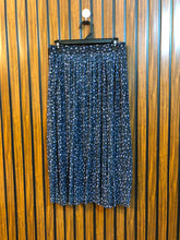 Waist 32 Length 28 Fabric Net Branded Ladies Skirt