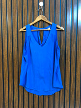 Chest 20 Lenght 25 to 27 Fabric linen Ladies Branded Sleeve Top