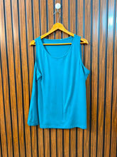 Chest 24 Length 26 Women's Urban T-Shirt
