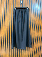 Waist 32 Length 37 Fabric Silk Western Branded Ladies Skirt