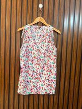 Chest 20 lenght 25 fabric linen Western Branded Womens Sleeveless Top
