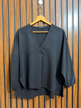 Chest Medium Baggy Style Length 23 To 24 Fabric Silk Western Branded Womens Top