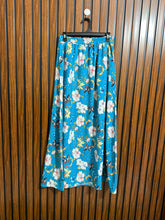 Waist 34 Lenght 40 Fabric silk Branded Womens Wear