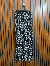 Waist 36 Lenght 42 Fabric linen Western Modern Trouser