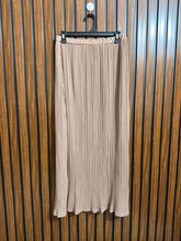Waist 32 Lenght 37 Fabric chiffon Womens Skirt Brand