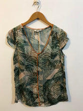 Chest 17 Length 25 Fabric Silk Fashion Branded Ladies half Sleeves Top