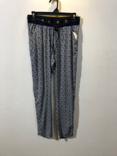 Effortless Elegance in Trousers