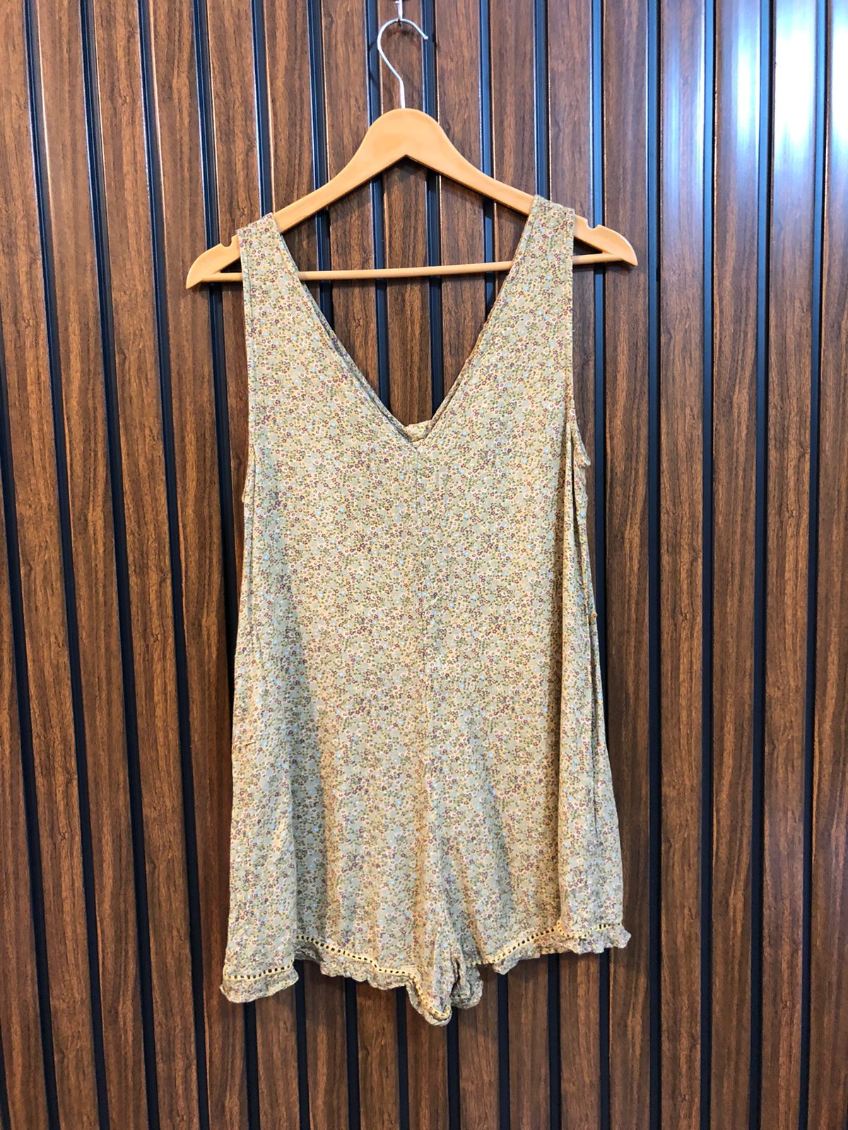 Chest 18  Lenght 28  Fabric cotton Ladies Trend Sleeveless Top
