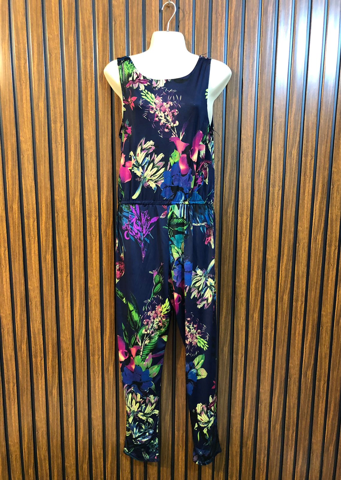 Chest 20  Length 46  Fabric Silk Jersey Fashionable Women’s Slim Fit Jumpsuits