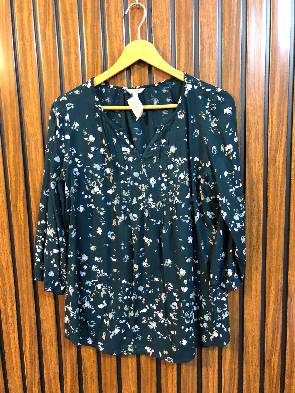 Chest 19  Length 24  Fabric Linen Western Women Full Sleeve Top