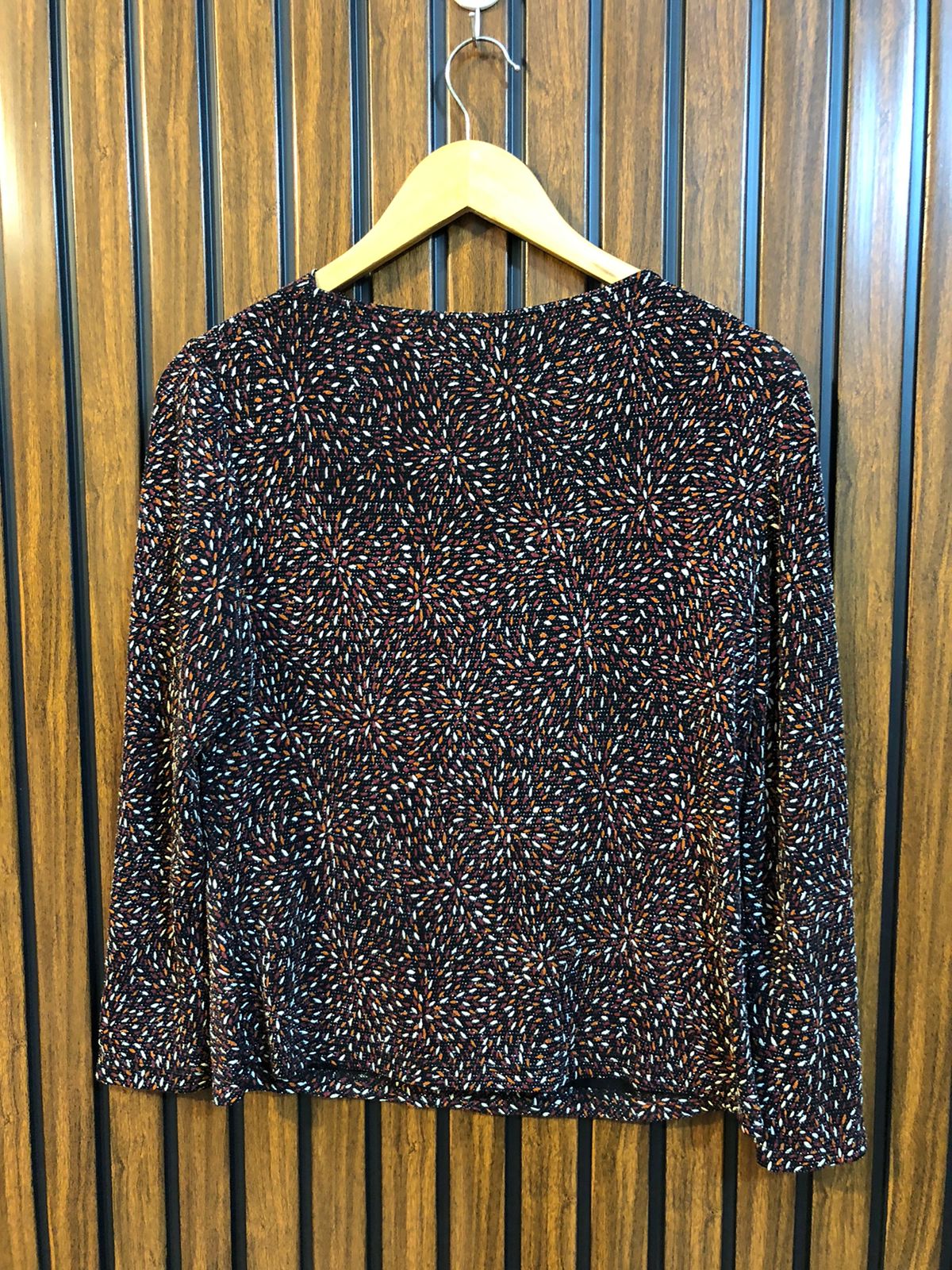 Chest 21  Length 22  Fabric Silk Jersey Fashionable Ladies Western Top