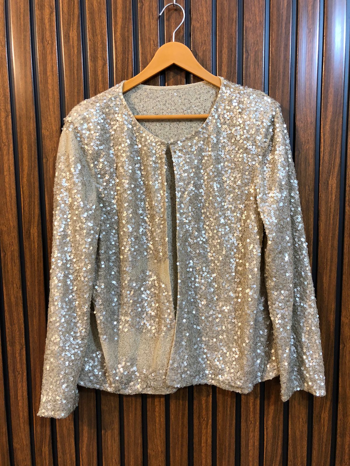 Chest Large  Length 25  Fabric Net Women’s Fancy Party Wear Top