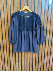 Chest Medium Baggy Style  Length 25  Fabric Linen Unique Full Sleeve Tops Collection