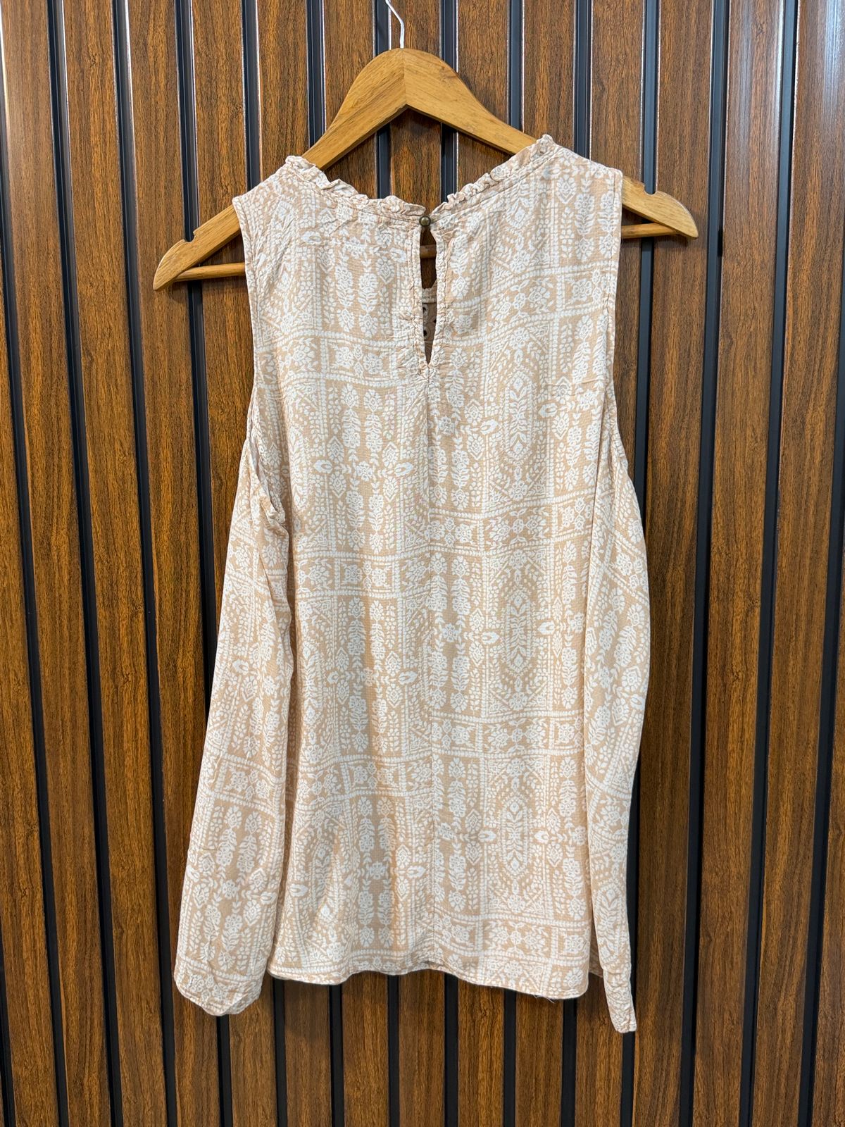 Chest 22  Lenght 26   Fabric linen  Summer Ready Women’s Sleeveless Tops