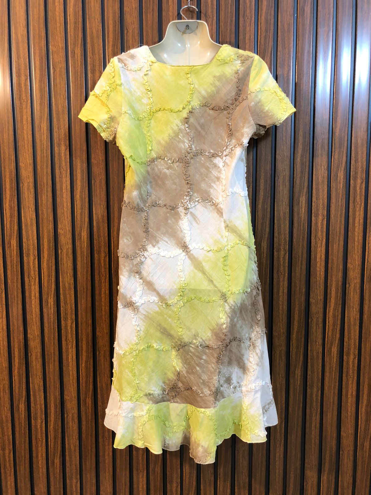 Chest 20  Length 39  Fabric Cotton Chic & Elegant Women’s Maxi Dress