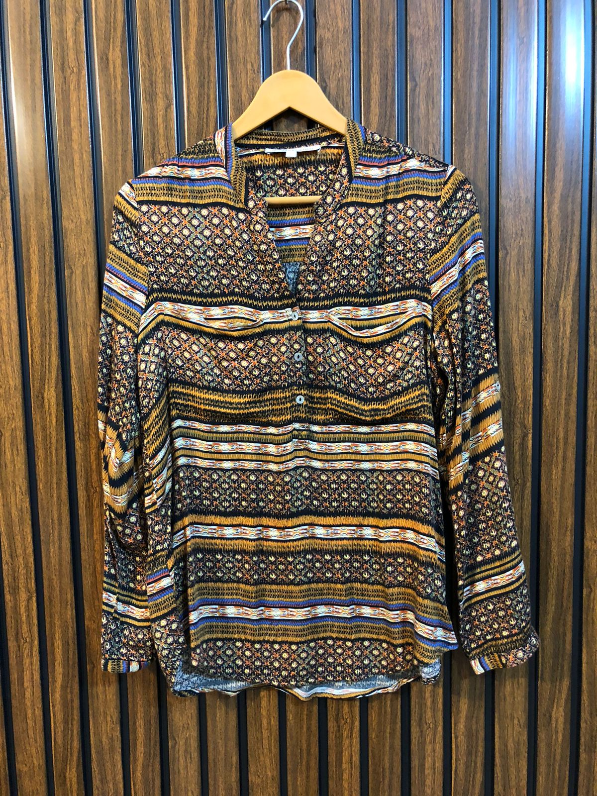 Chest 17  Length 26  Fabric Linen Premium Quality Women’s Full Sleeve Top