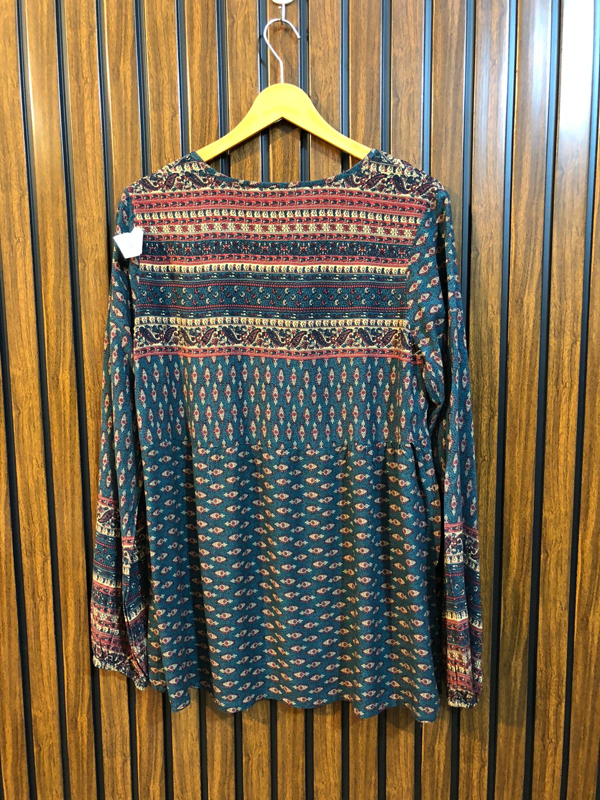 Chest 19  Length 28  Fabric Linen Trendy Western Outfit for Women