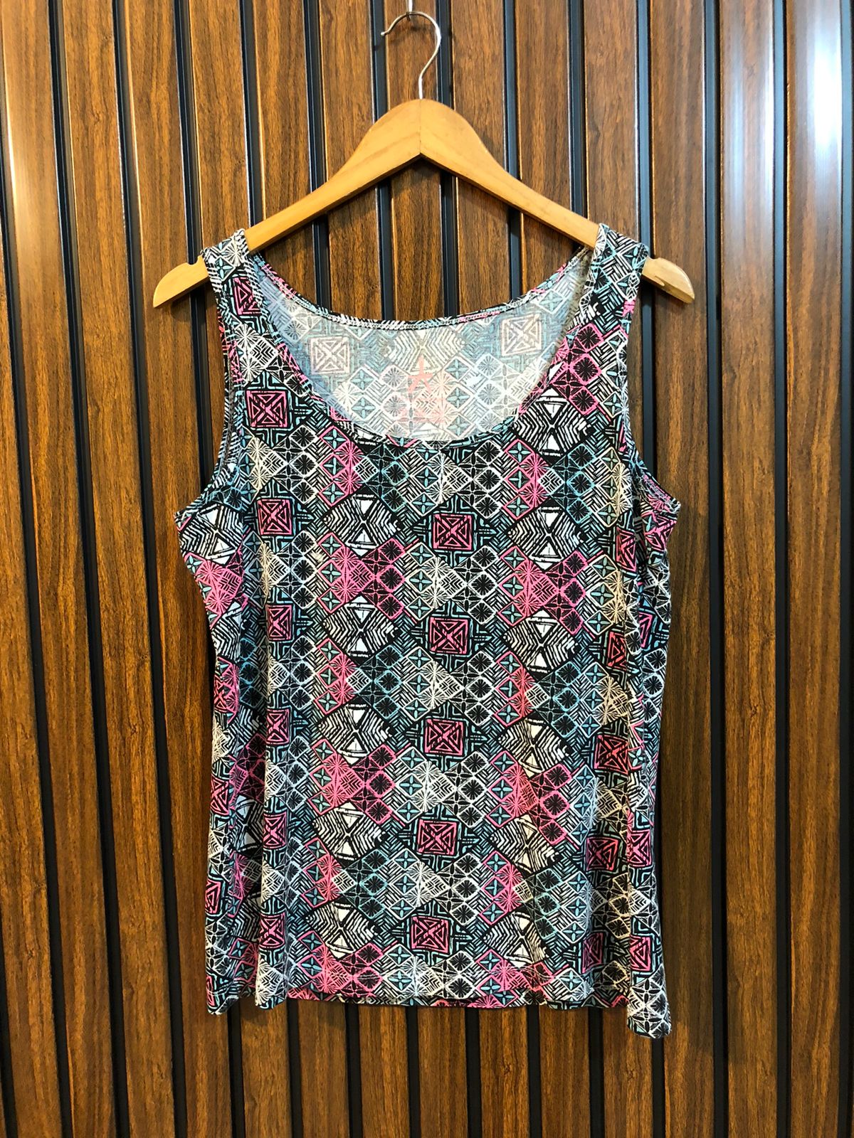 Chest 19  Length 25 Women’s Stylish Casual Wear