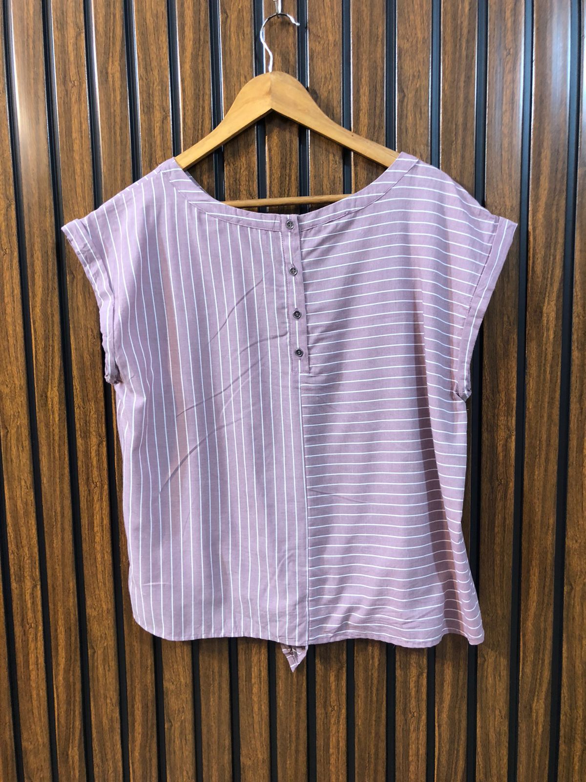 Chest 21  Lenght 21  Fabric cotton Stylish Women’s Half Sleeve Western Top