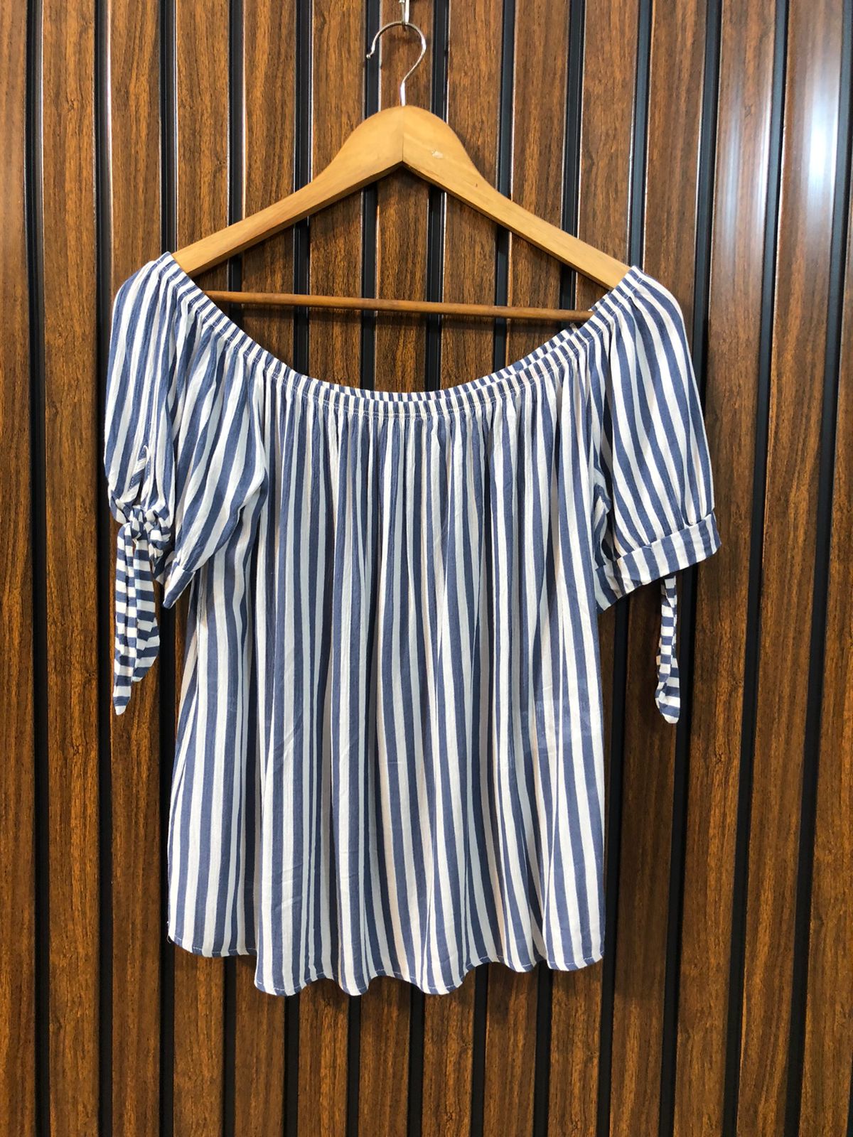 Chest 21  Lenght 18  fabric cotton Casual Western Half Sleeve Top For Girls