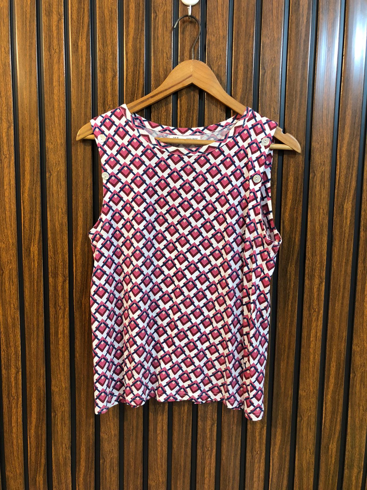 Chest 19  Lenght 23 Western Branded Women’s Sleeveless T-Shirts