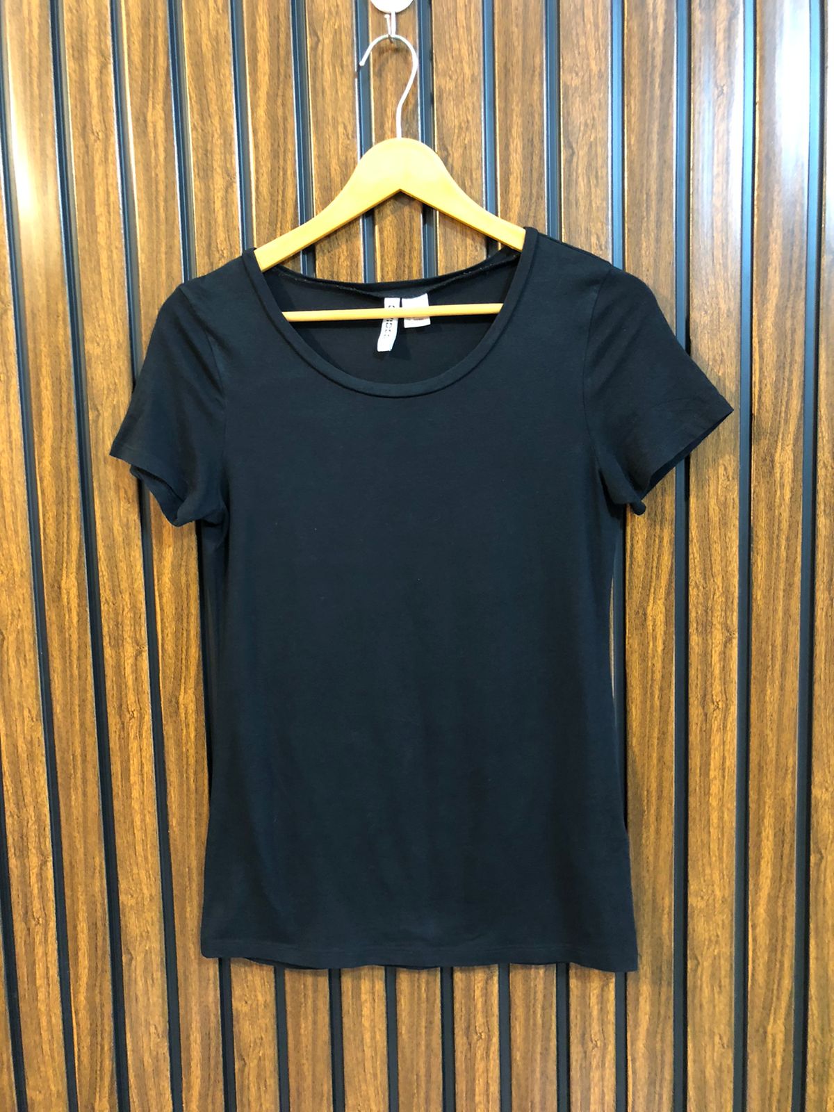 Chest 17  Lenght 24 Stylish Ladies Tee Fashion