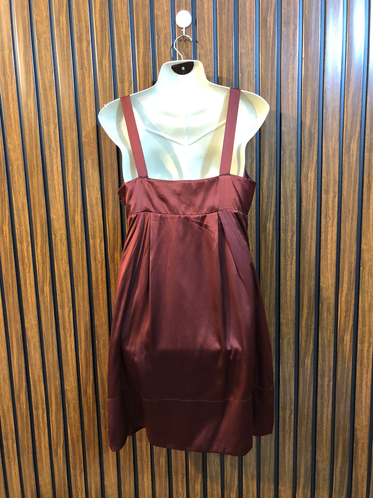Chest 18  Length 33  Fabric Silk Women's Designer Mini Dress