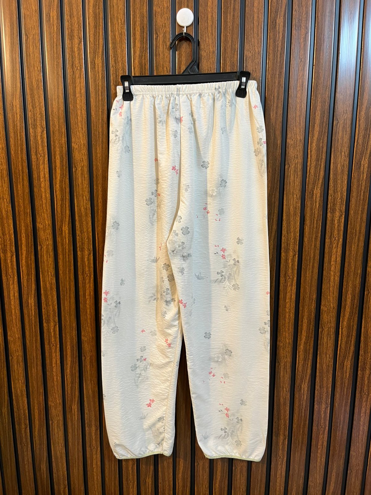Waist 28  Length 37  Fabric Silk Trendy Western Trousers for Women