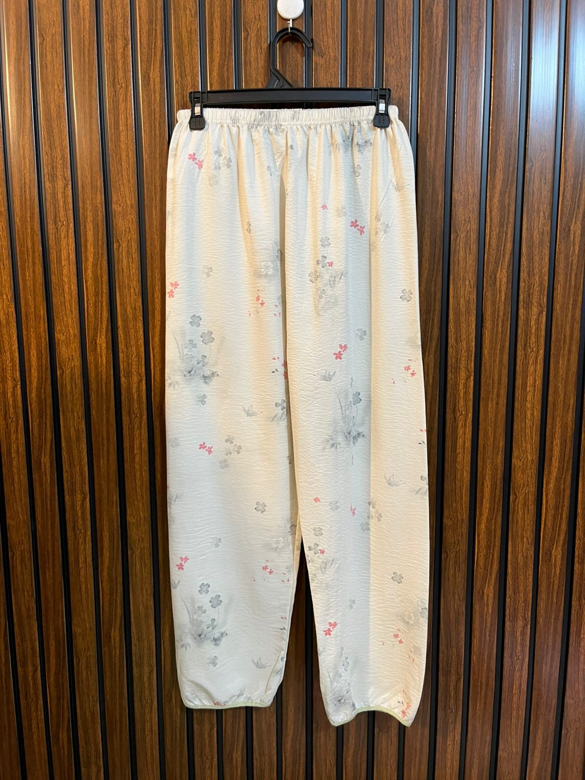 Waist 28  Length 37  Fabric Silk Trendy Western Trousers for Women