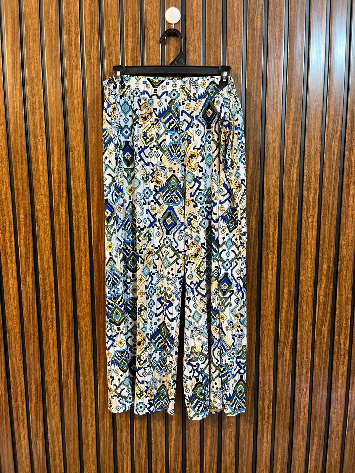 Waist 44  Length 35  Fabric Silk Jersey Modern Women’s Trouser Styles