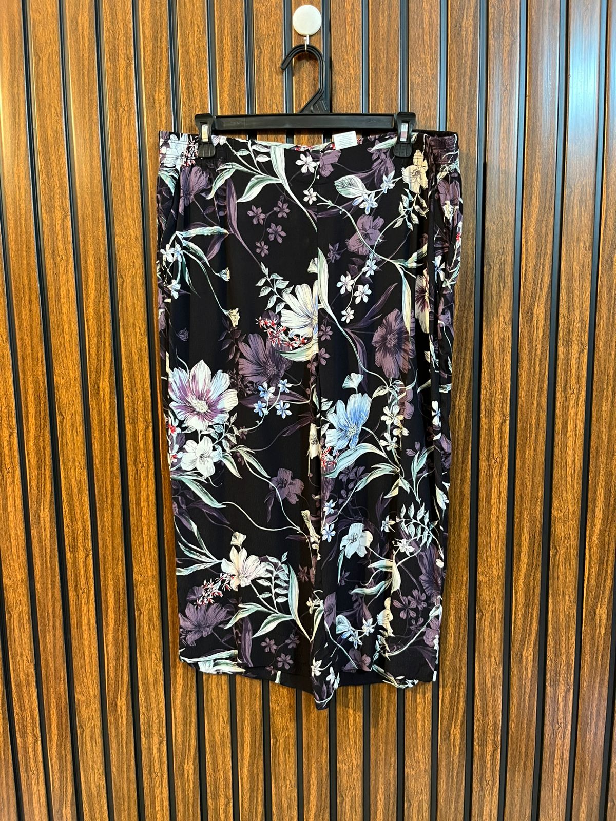 Waist 38  Length 30  Fabric Silk  Western Women’s Trouser