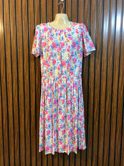 Chest 20  Length 42  Fabric Silk Elegant Women's Full Length Maxi Dress