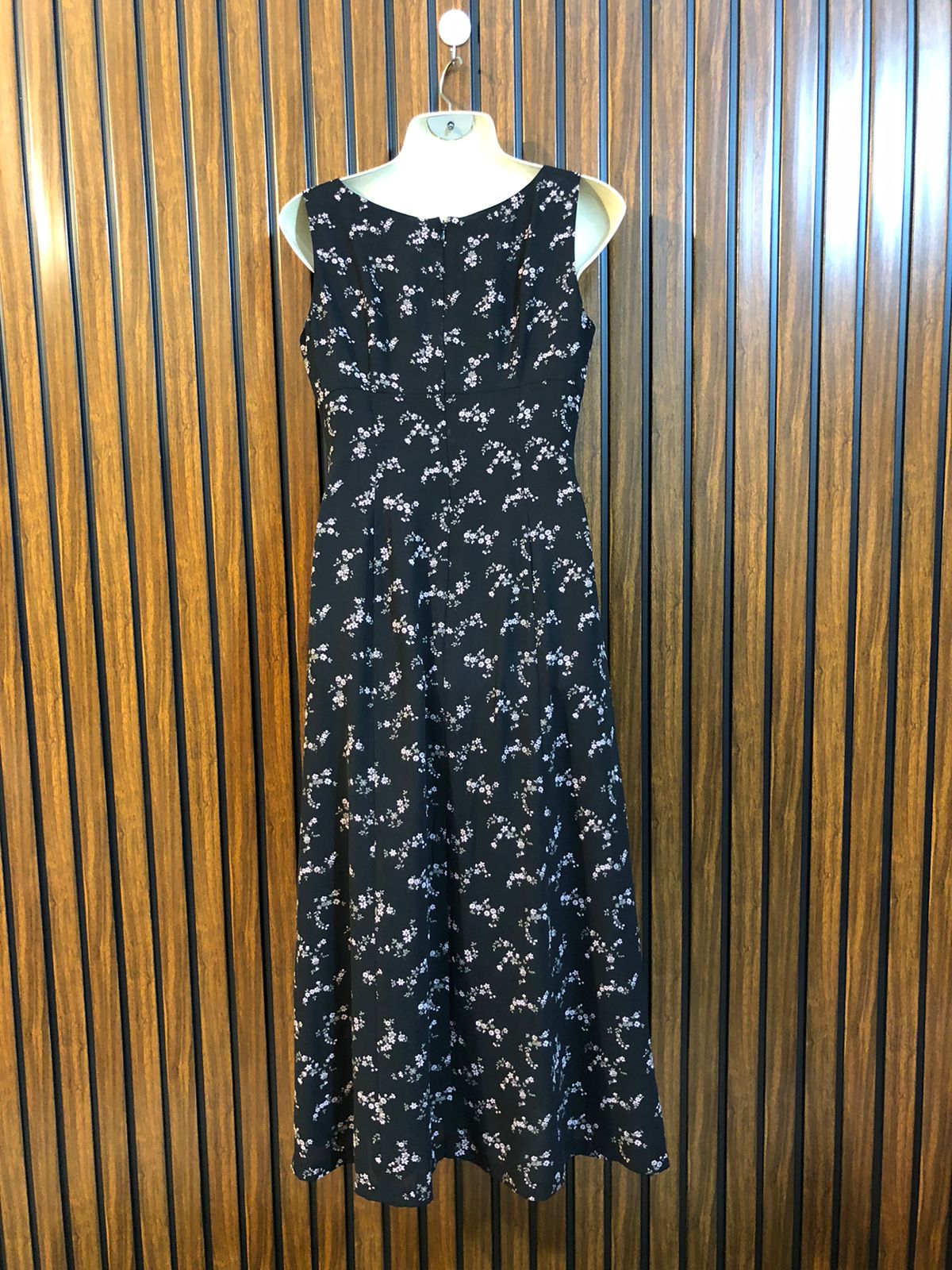 Chest 17  Length 46  Fabric Chiffon Branded Women's Summer Long Maxi