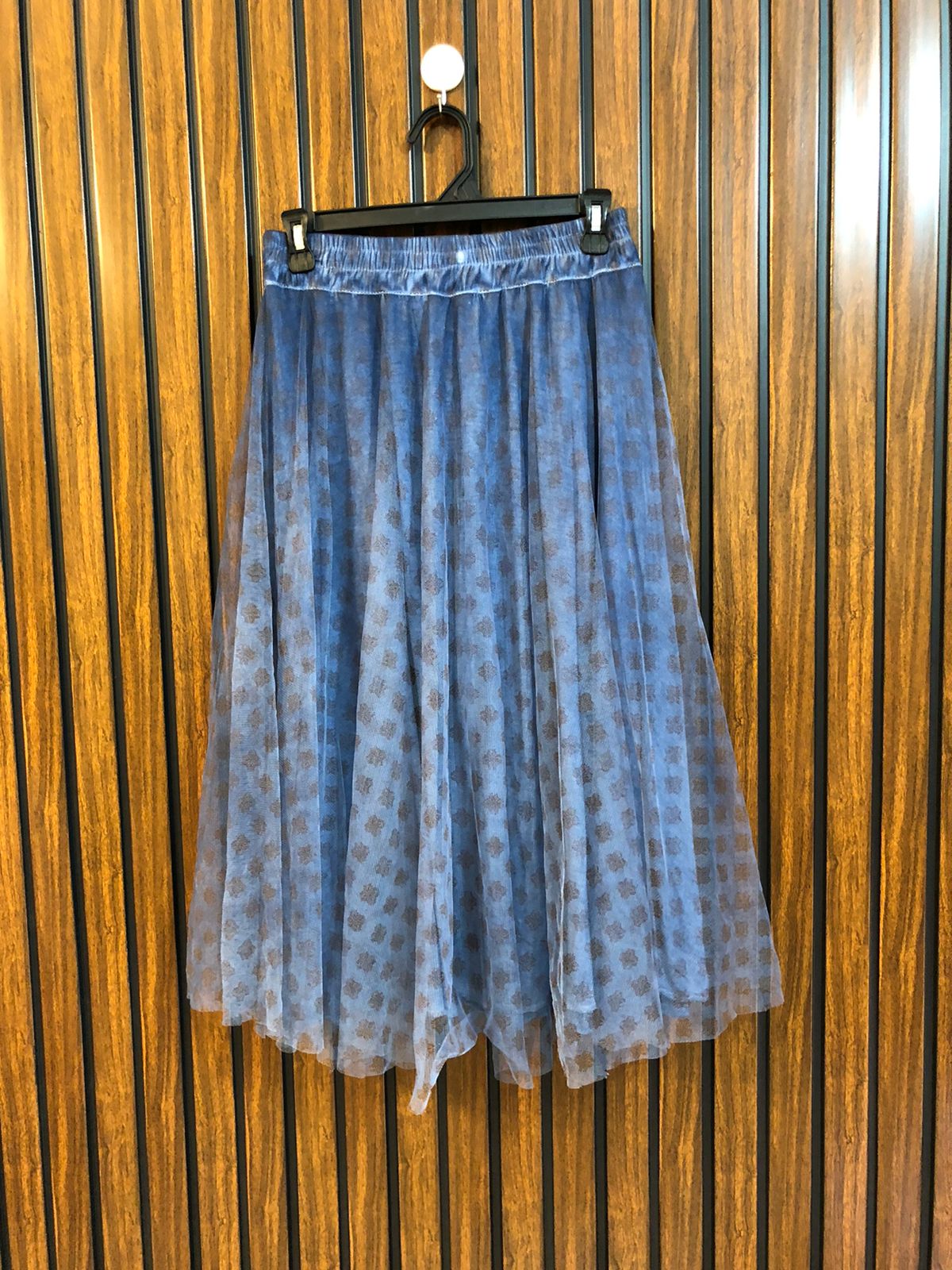 Waist 28 to 30  Lenght 29  Fabric net Women's Trendy Skirt