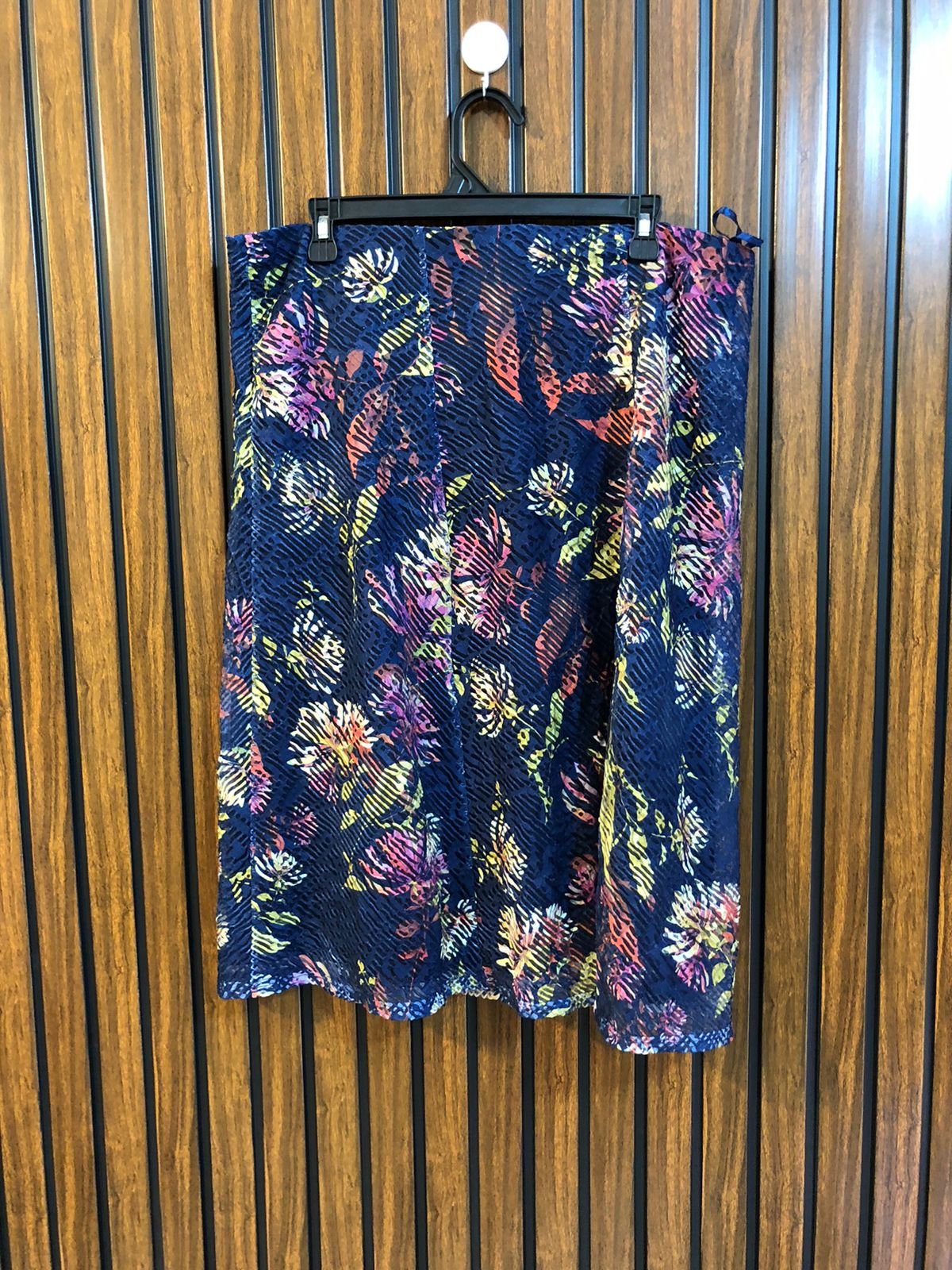 Waist 38  Lenght 26  Fabric silk Women's Lightweight Skirt