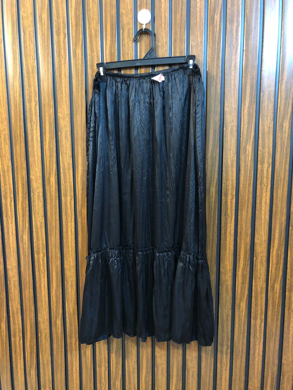 Waist 36  Lenght 32  Fabric silk Women's Designer Skirt