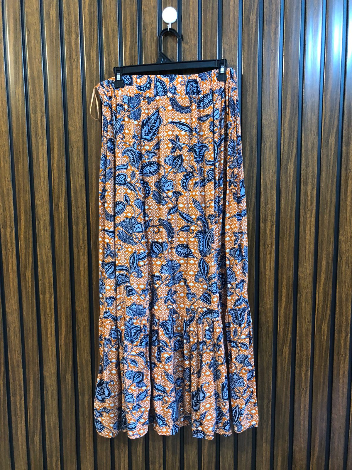 Waist 34  Length 38  Fabric Linen Women's Smart Wear Skirt
