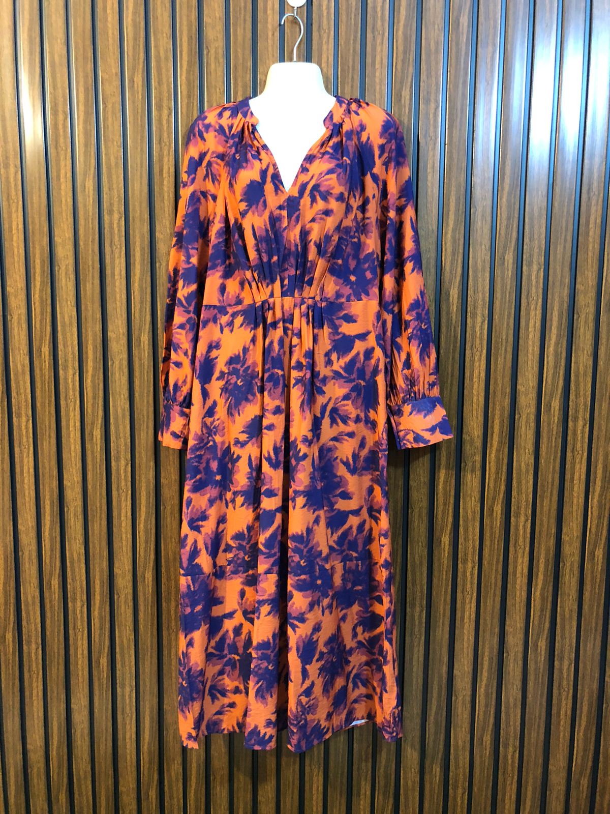 Chest 20  Length 49  Fabric Silk Women's Casual Long Maxi