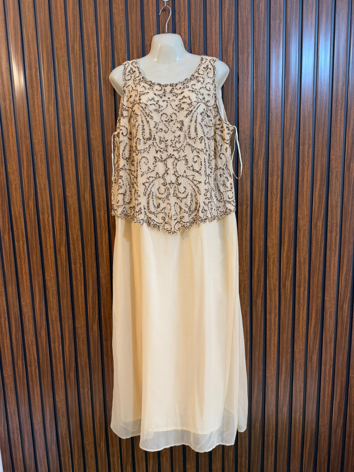 Chest 22  Length 52  Fabric Chiffon Elegant Women's Long Maxi