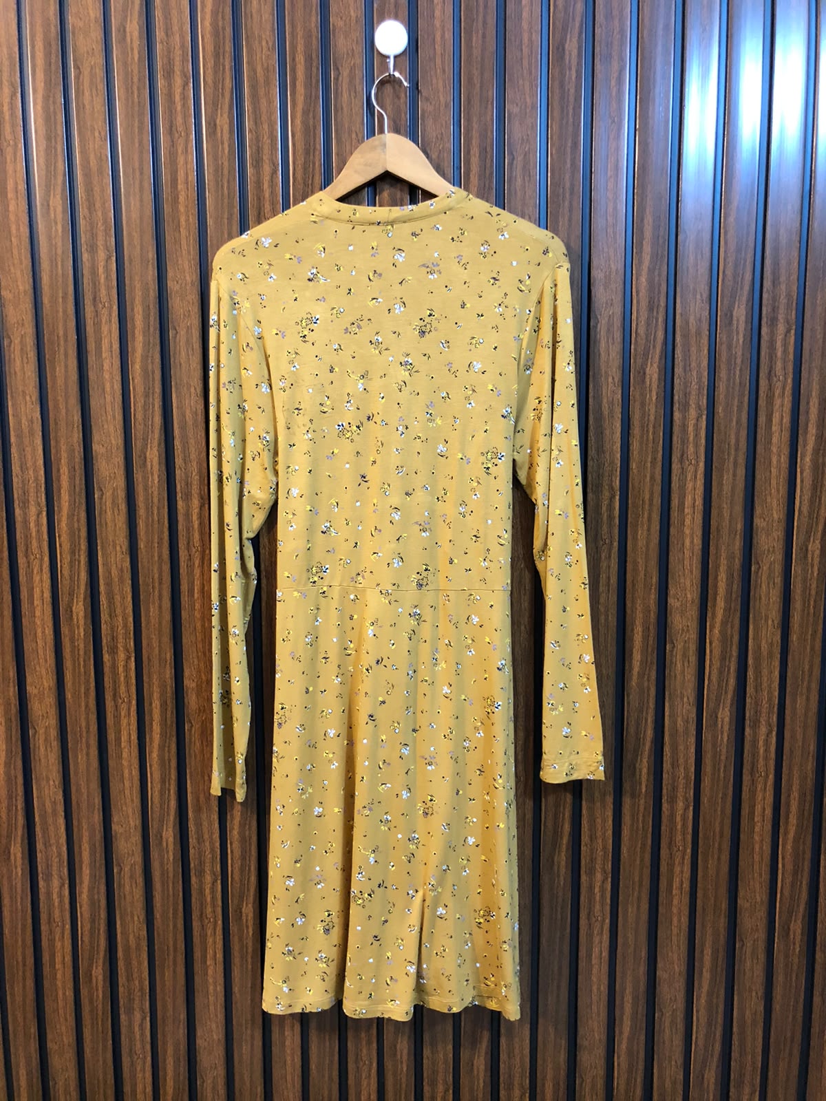 Chest 20  Length 39  Fabric Jersey Western Branded Women's Long Top