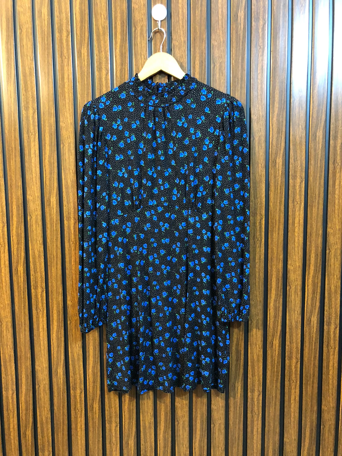 Chest 19  Length 32  Fabric Jersey Premium Ladies Long Top
