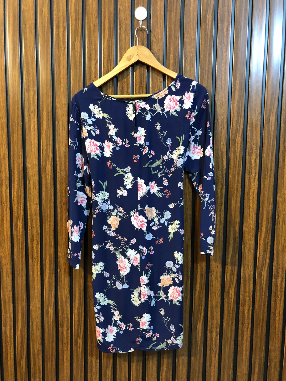 Chest 18  Length 32  Fabric Silk Women's Western Clothing Long Top