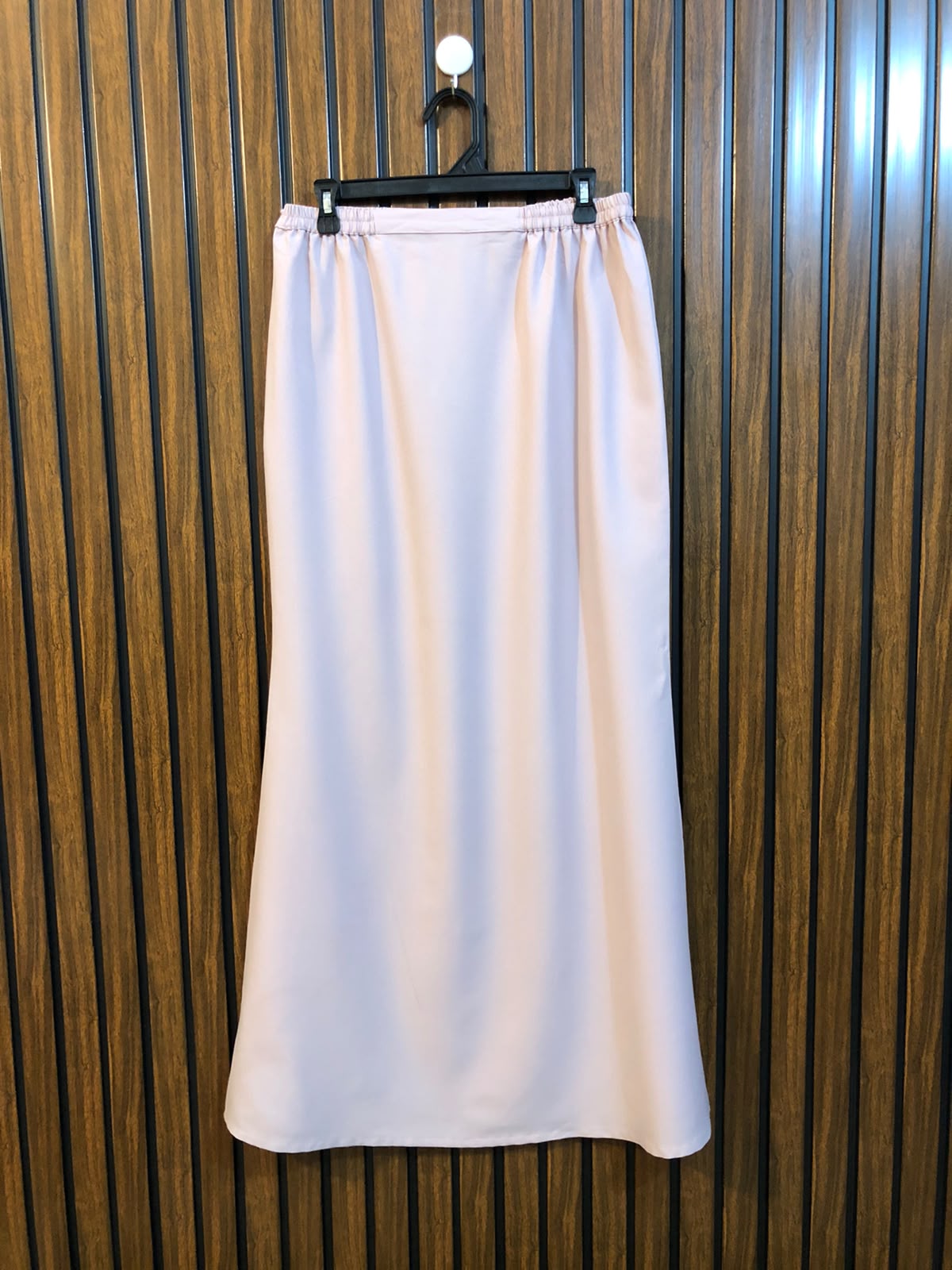 Waist 32  Length 40  Fabric Silk Premium Western Skirt for Women